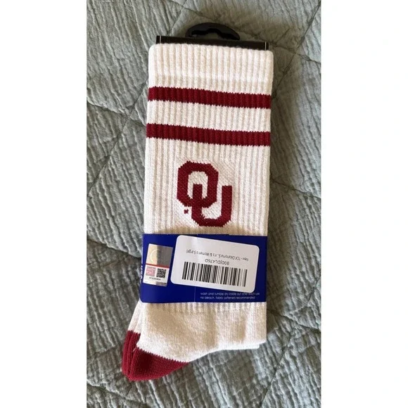 Oklahoma Sooners  Vintage Retro  Crew Socks NWT TCK  Adult Large College - Picture 2 of 2